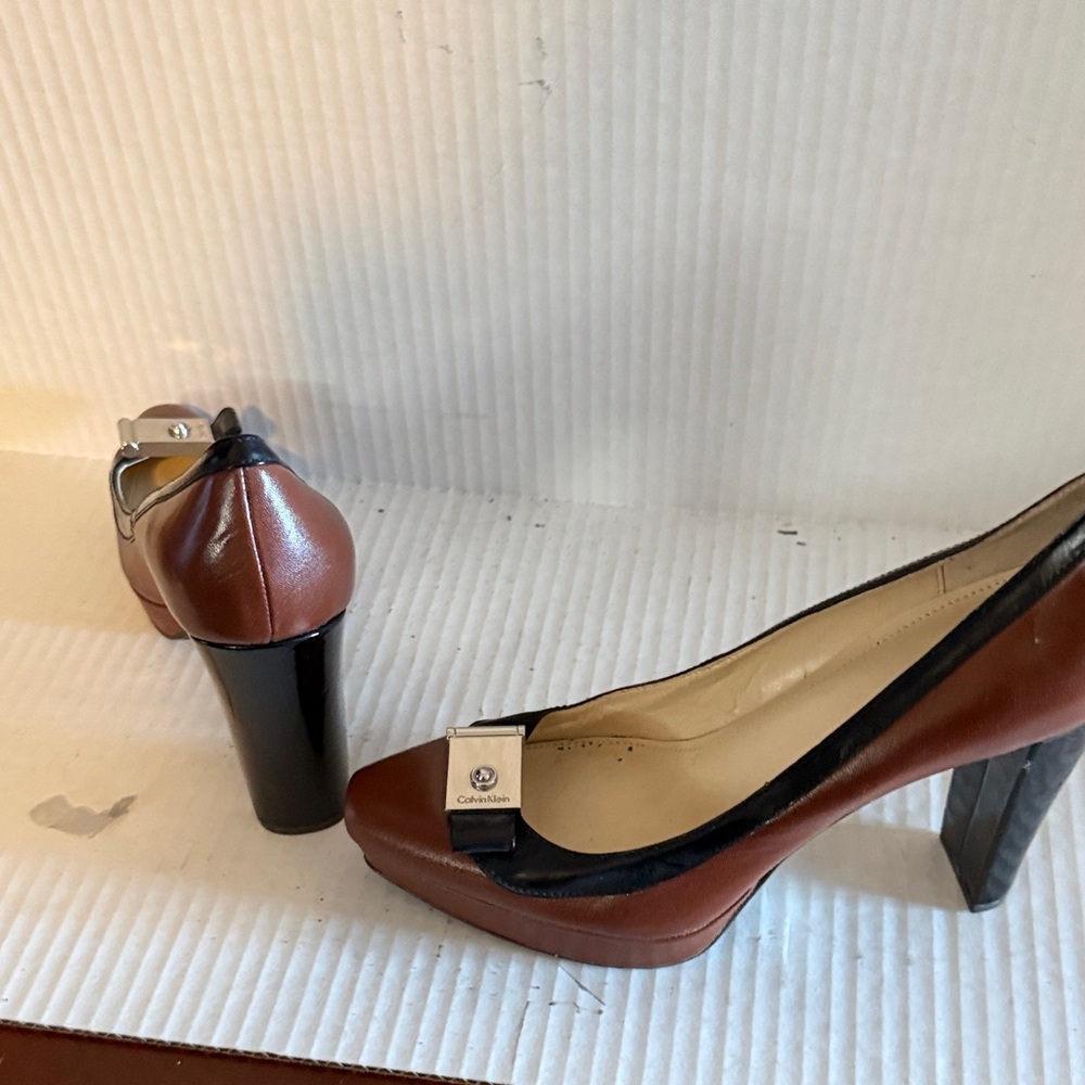 Calvin Klein Two-Tone Brown and Black Heels
